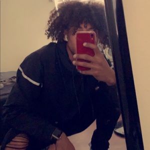 Meet your Posher, Jerome